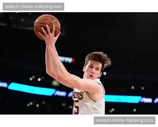 国王缺乏真正副手支撑，高薪低效困局制约攻防升级